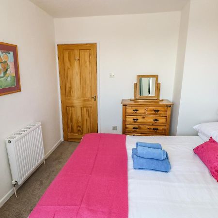 Villa 53 St Brides View Haverfordwest Esterno foto