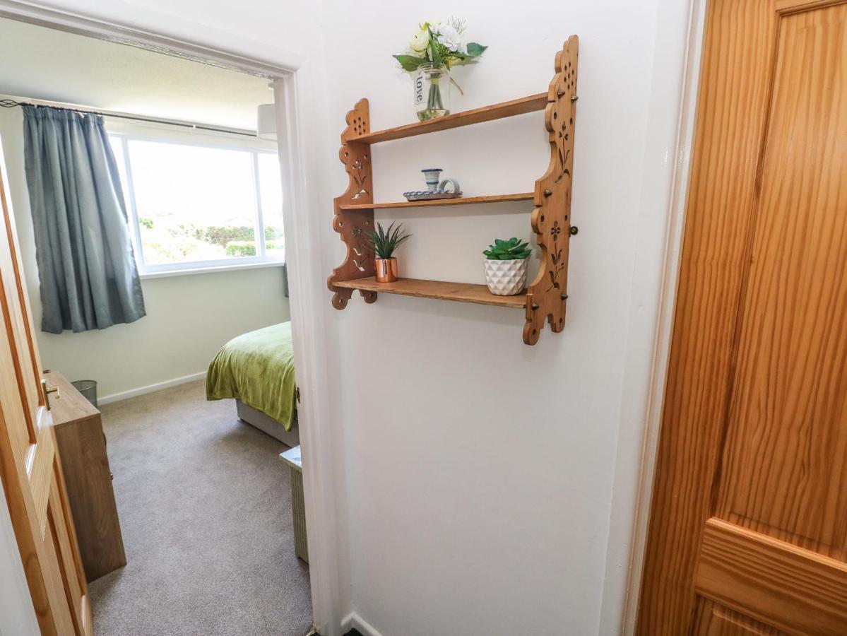 Villa 53 St Brides View Haverfordwest Esterno foto