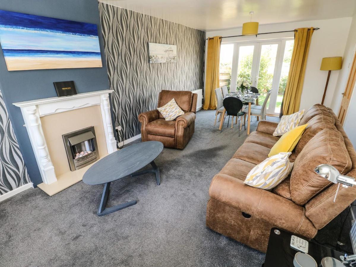 Villa 53 St Brides View Haverfordwest Esterno foto