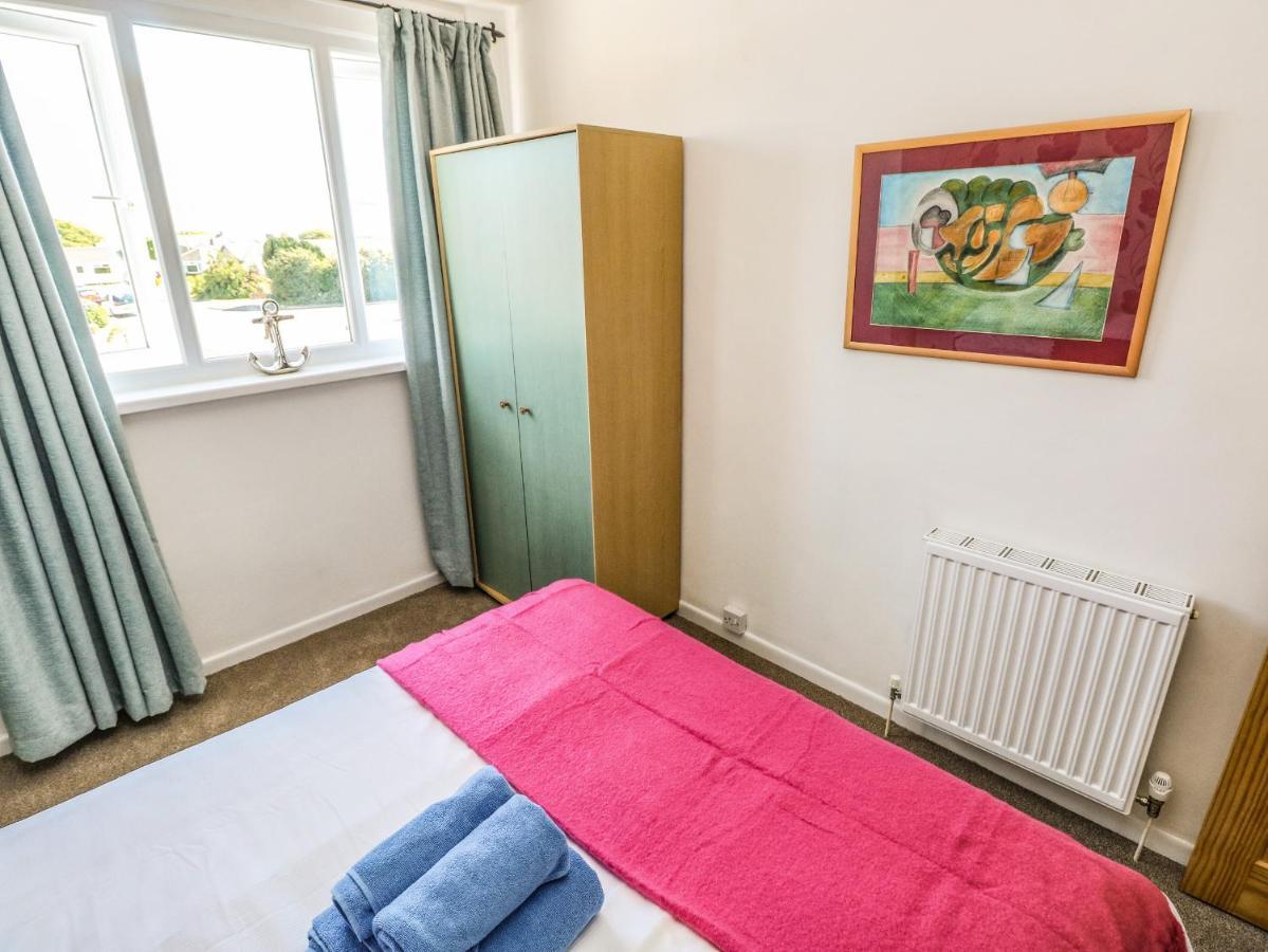 Villa 53 St Brides View Haverfordwest Esterno foto