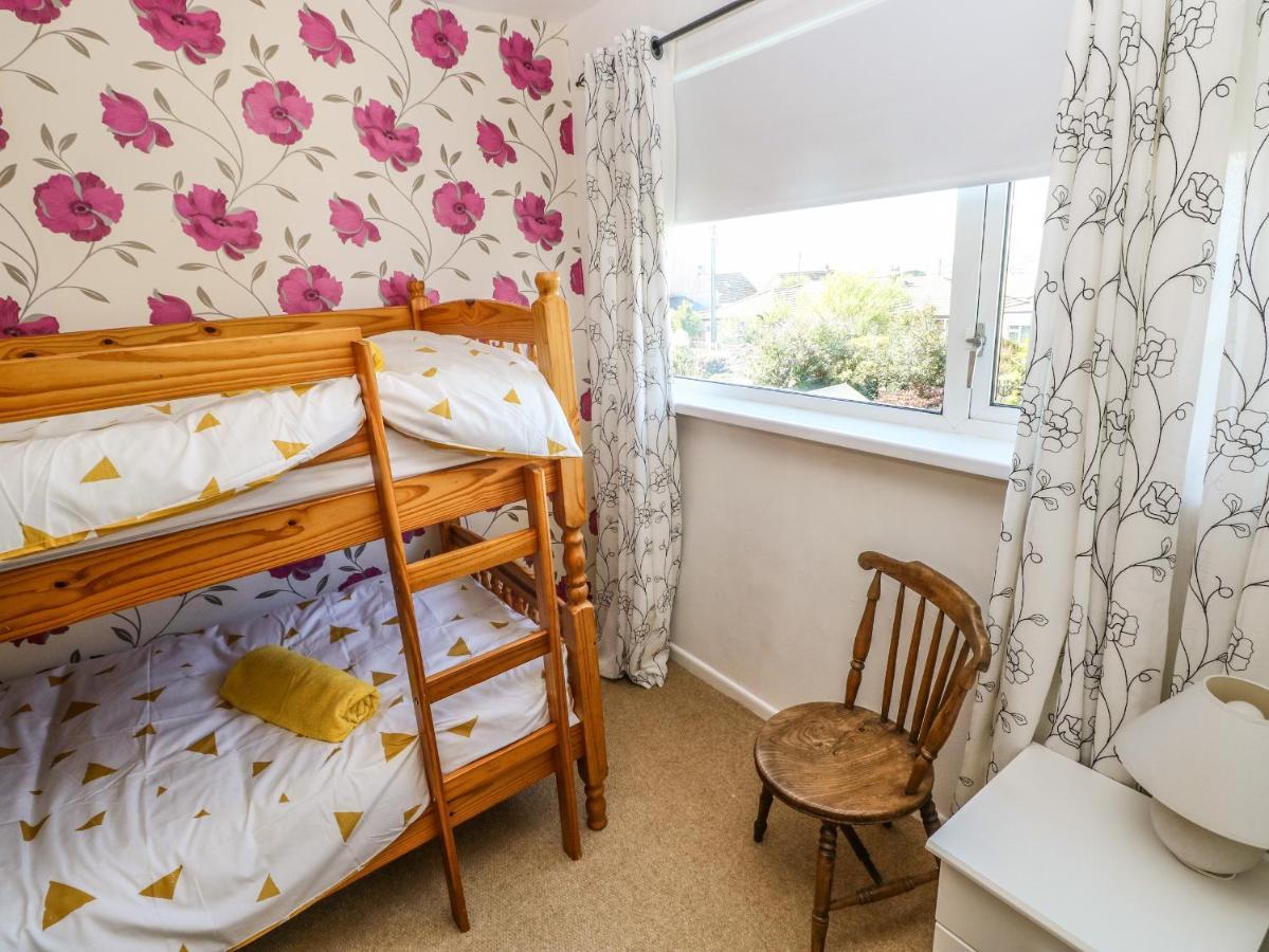 Villa 53 St Brides View Haverfordwest Esterno foto