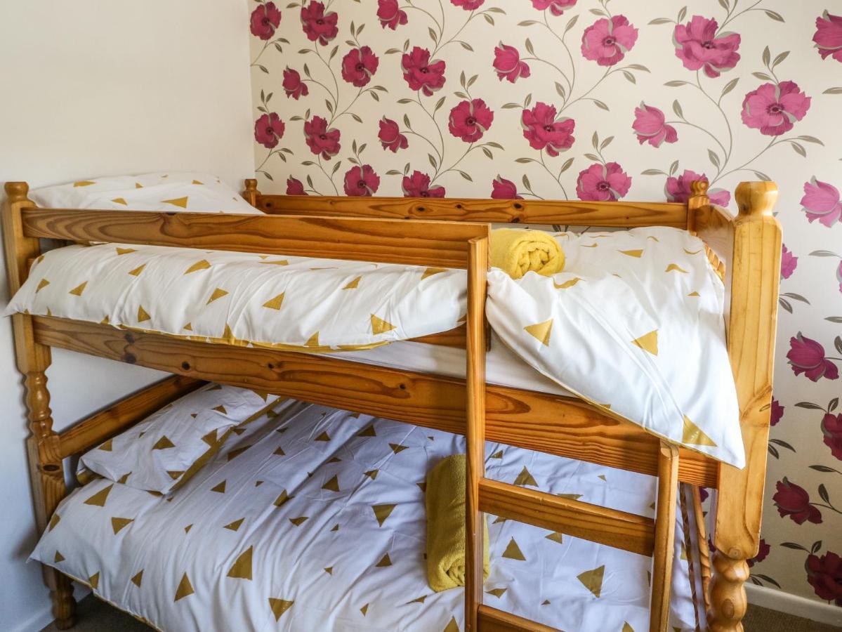 Villa 53 St Brides View Haverfordwest Esterno foto
